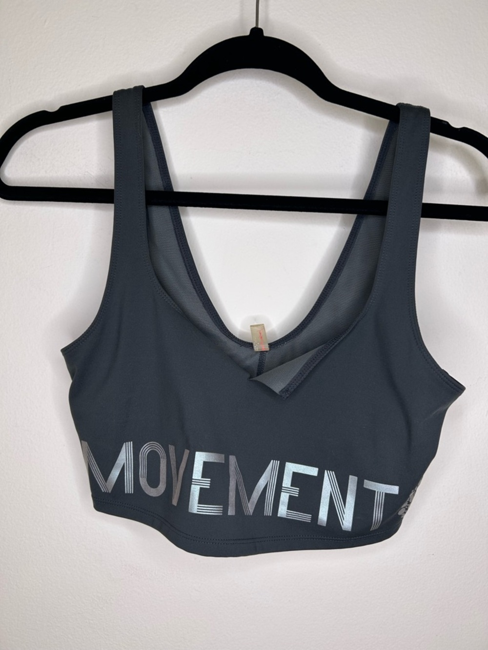 Free People FP Movement Logo Front Slit Sports Bra size small - Picture 2 of 8